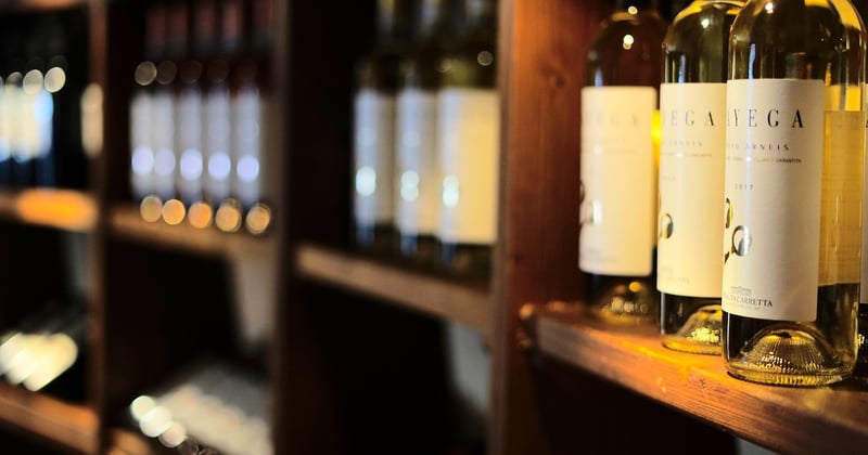Déménagement : comment transporter sa cave à vin en toute sécurité